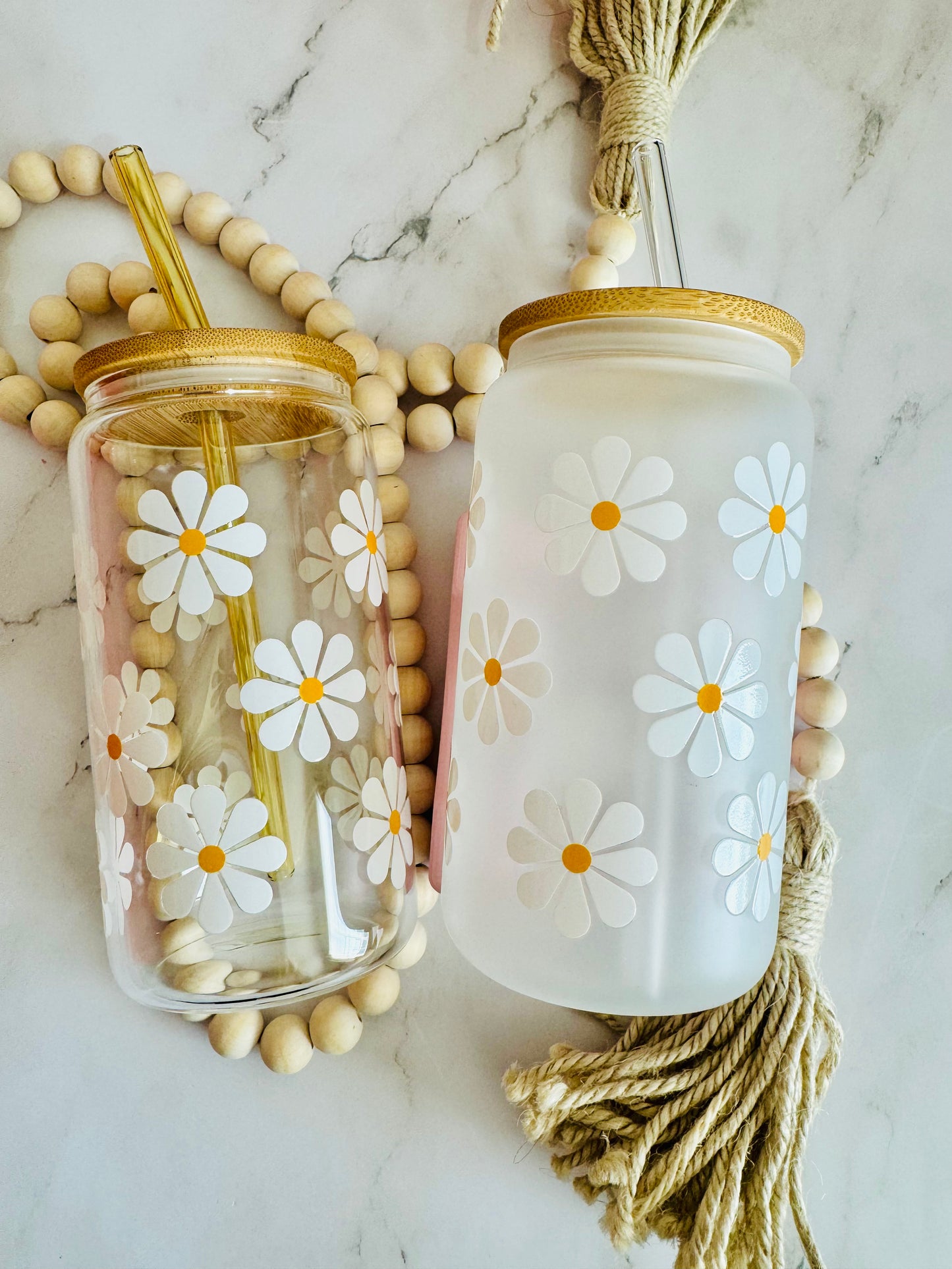 White Daisies 16oz Glass Can